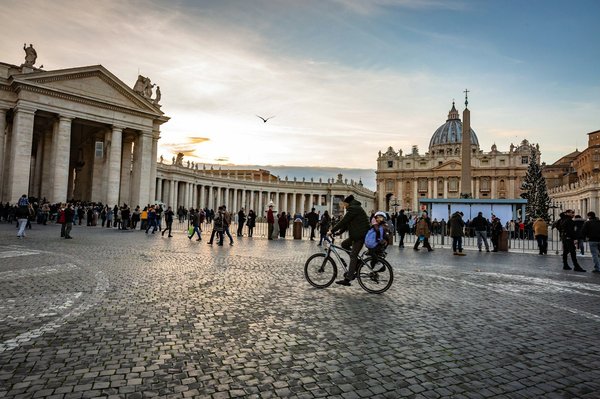 Find out how to secure tickets for the Vatican today!